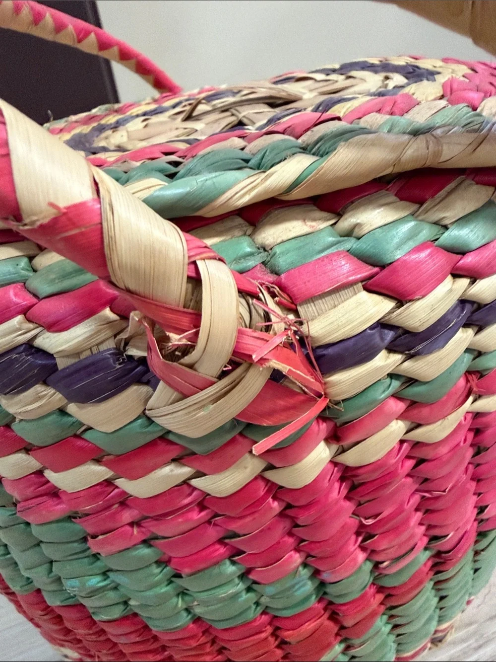 Vintage Colorful Woven Basket Purse Lidded Boho Folk Art Handbag